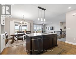 423 EMILY STREET - 14