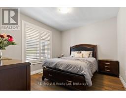 423 EMILY STREET - 27