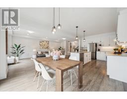 2 - 32 FAITH STREET - 15