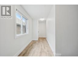 2 - 32 FAITH STREET - 21
