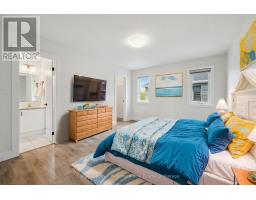 2 - 32 FAITH STREET - 24
