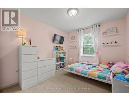 87 - 30 IMPERIAL ROAD S - 29