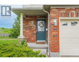 87 - 30 IMPERIAL ROAD S - 3