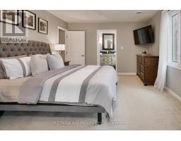 138 HURON ROAD - 12
