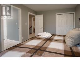 138 HURON ROAD - 22