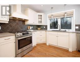 138 HURON ROAD - 39
