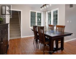 138 HURON ROAD - 40