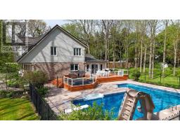 138 HURON ROAD - 44