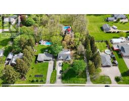 138 HURON ROAD - 46