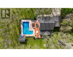 138 HURON ROAD - 48