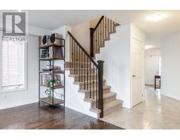 566 FORMAN AVENUE - 23