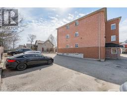 170 WEBER STREET E - 44