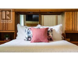 18 CONWAY COURT - 26