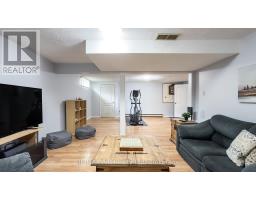 18 CONWAY COURT - 30