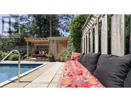 18 CONWAY COURT - 42