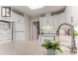 416 FORESTLAWN ROAD - 18