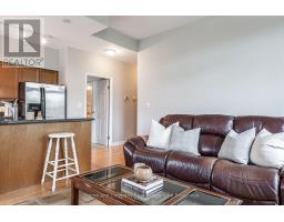 110 - 400 ROMEO STREET N - 8