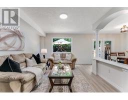 125 MARCY CRESCENT - 11