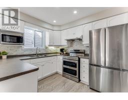 125 MARCY CRESCENT - 17