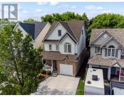 125 MARCY CRESCENT - 3