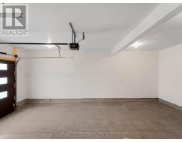 22 ROBERTS STREET - 32