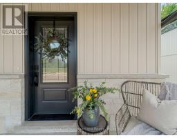 22 ROBERTS STREET - 33