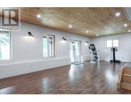 76 GERBER DRIVE - 32