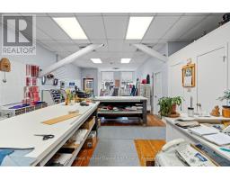378 MAIN STREET S - 13