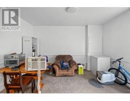 378 MAIN STREET S - 35