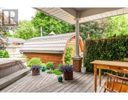 28 BURRITT STREET - 25