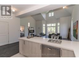 21 TURNBERRY COURT - 7