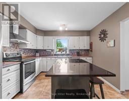 97 JOHN STREET N - 17