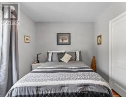 97 JOHN STREET N - 24
