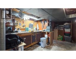97 JOHN STREET N - 32