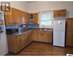 104 ERIE STREET - 15