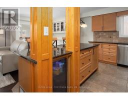 293 HUCK CRESCENT - 14