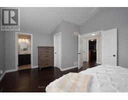 293 HUCK CRESCENT - 22
