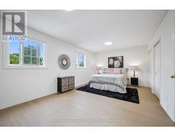 44 GREENWICH DRIVE - 19