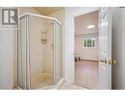 44 GREENWICH DRIVE - 22
