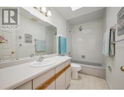 44 GREENWICH DRIVE - 27