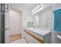 44 GREENWICH DRIVE - 28