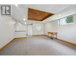 44 GREENWICH DRIVE - 30