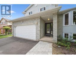 44 GREENWICH DRIVE - 4