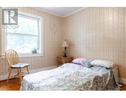 62 CORIANO STREET - 16