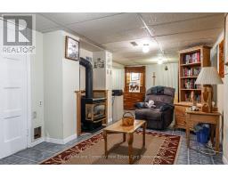 62 CORIANO STREET - 19