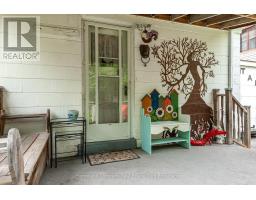 62 CORIANO STREET - 34