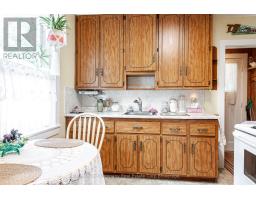 62 CORIANO STREET - 9
