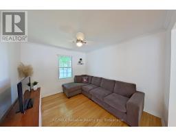 90 RAGLAN STREET - 15