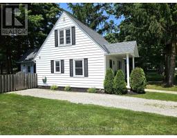 90 RAGLAN STREET - 2