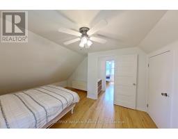 90 RAGLAN STREET - 26
